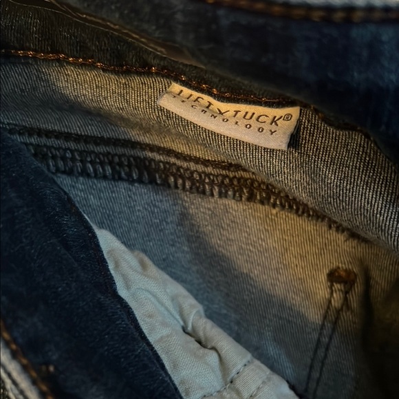 NYDJ Dark Blue Billie mini boot cut Jeans sz 10 excellent like new condition - Picture 5 of 5